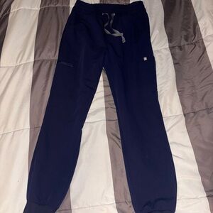 Figs Women's Navy High Waisted Uman Relaxed - Jogger Scrub Pants - S / Navy